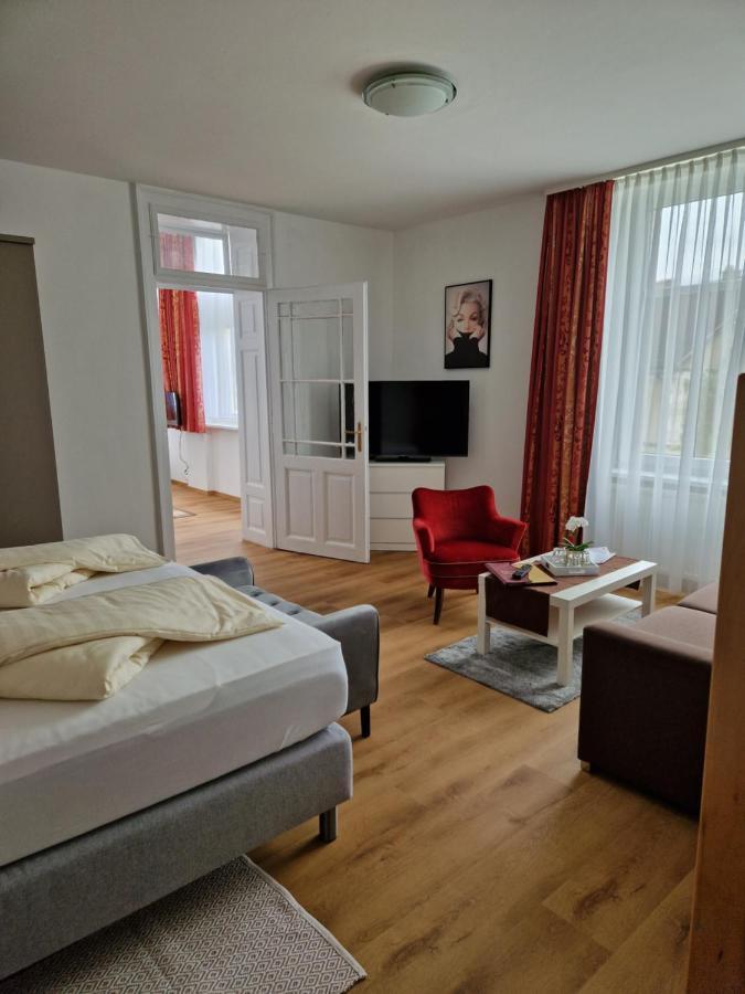 Postwirt Hotel Seeboden Bagian luar foto