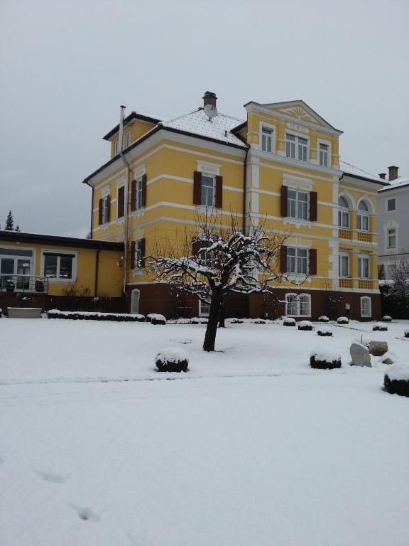 Postwirt Hotel Seeboden Bagian luar foto