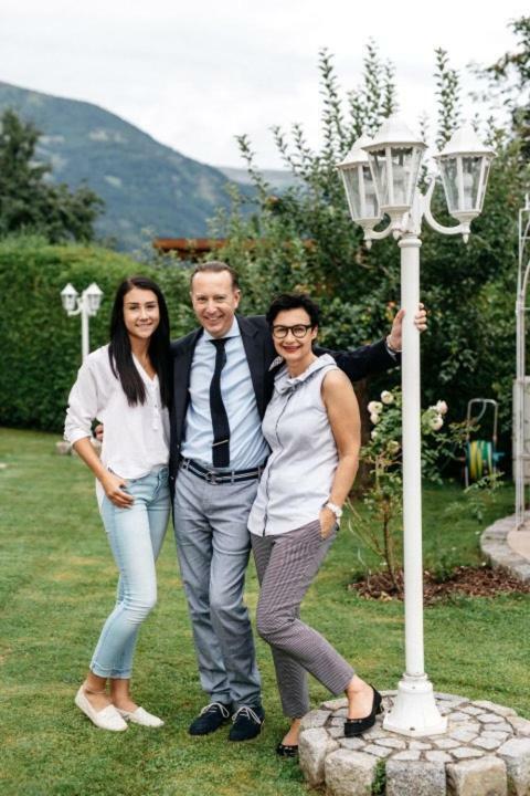 Postwirt Hotel Seeboden Bagian luar foto