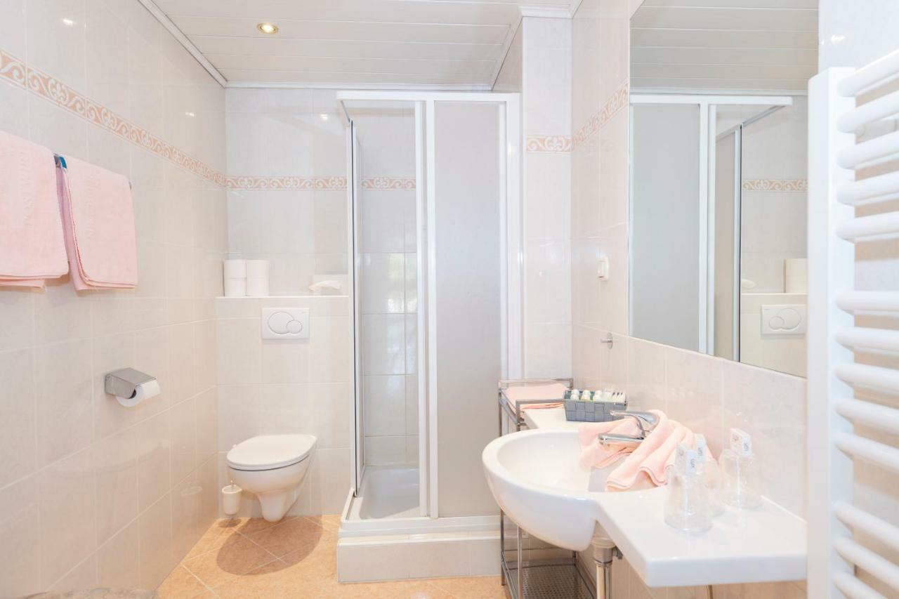 Postwirt Hotel Seeboden Bagian luar foto